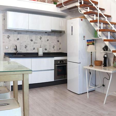Duplex Center Parking Netflix Amazon Video Sevilha Exterior foto