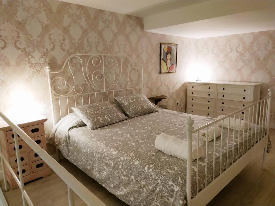 Duplex Center Parking Netflix Amazon Video Sevilha Exterior foto