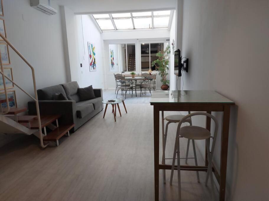 Duplex Center Parking Netflix Amazon Video Sevilha Exterior foto