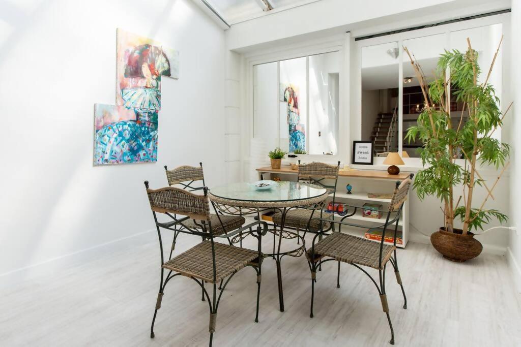 Duplex Center Parking Netflix Amazon Video Sevilha Exterior foto